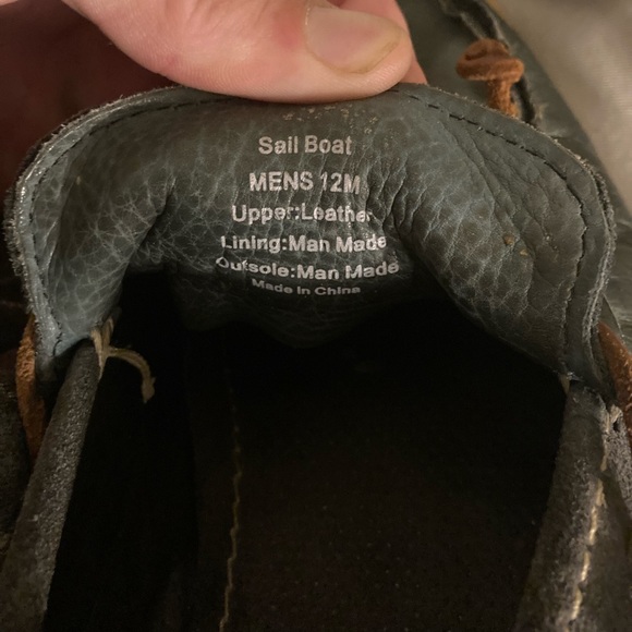 Very worn Multi- colored sail boat shoes - Picture 5 of 5